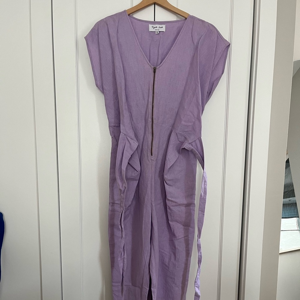 Lilac V-Neck Waist Tie Jumpsuit - Picture 7 of 11